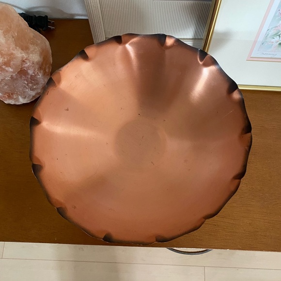 Vintage Copper Bowl by Fantasy Copperware and Wrought  (made in Canada) - Picture 2 of 8